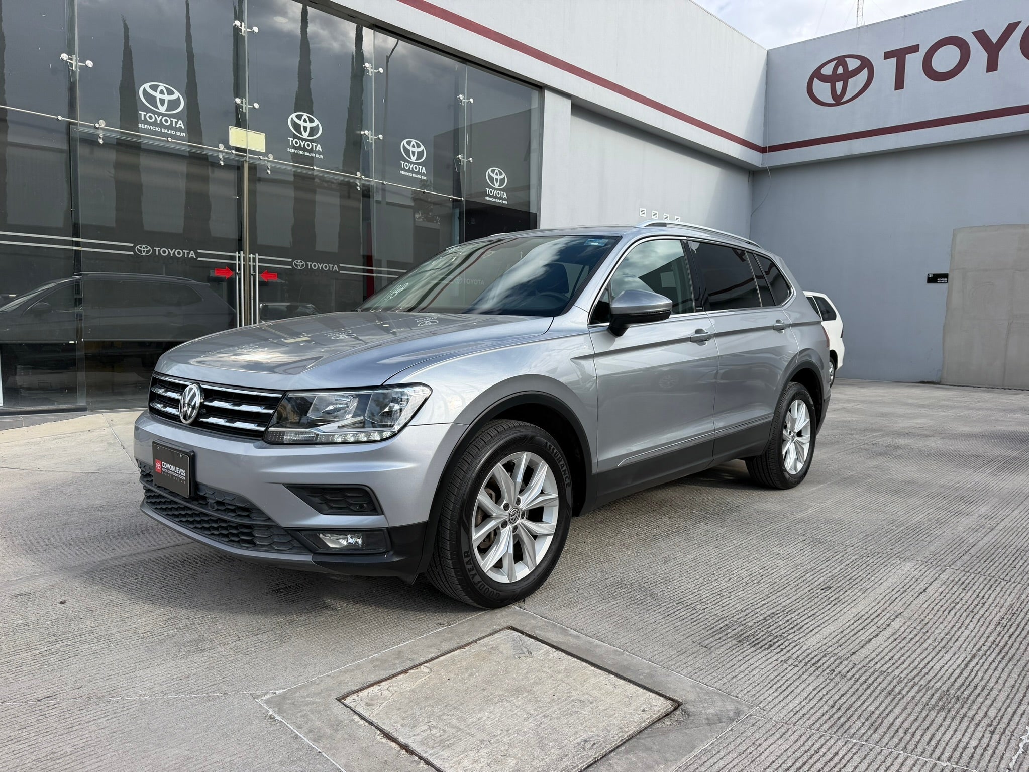 2020 Volkswagen Tiguan COMFORTLINE, L4, 1.4T, 150 CP, 5 PUERTAS, AUT