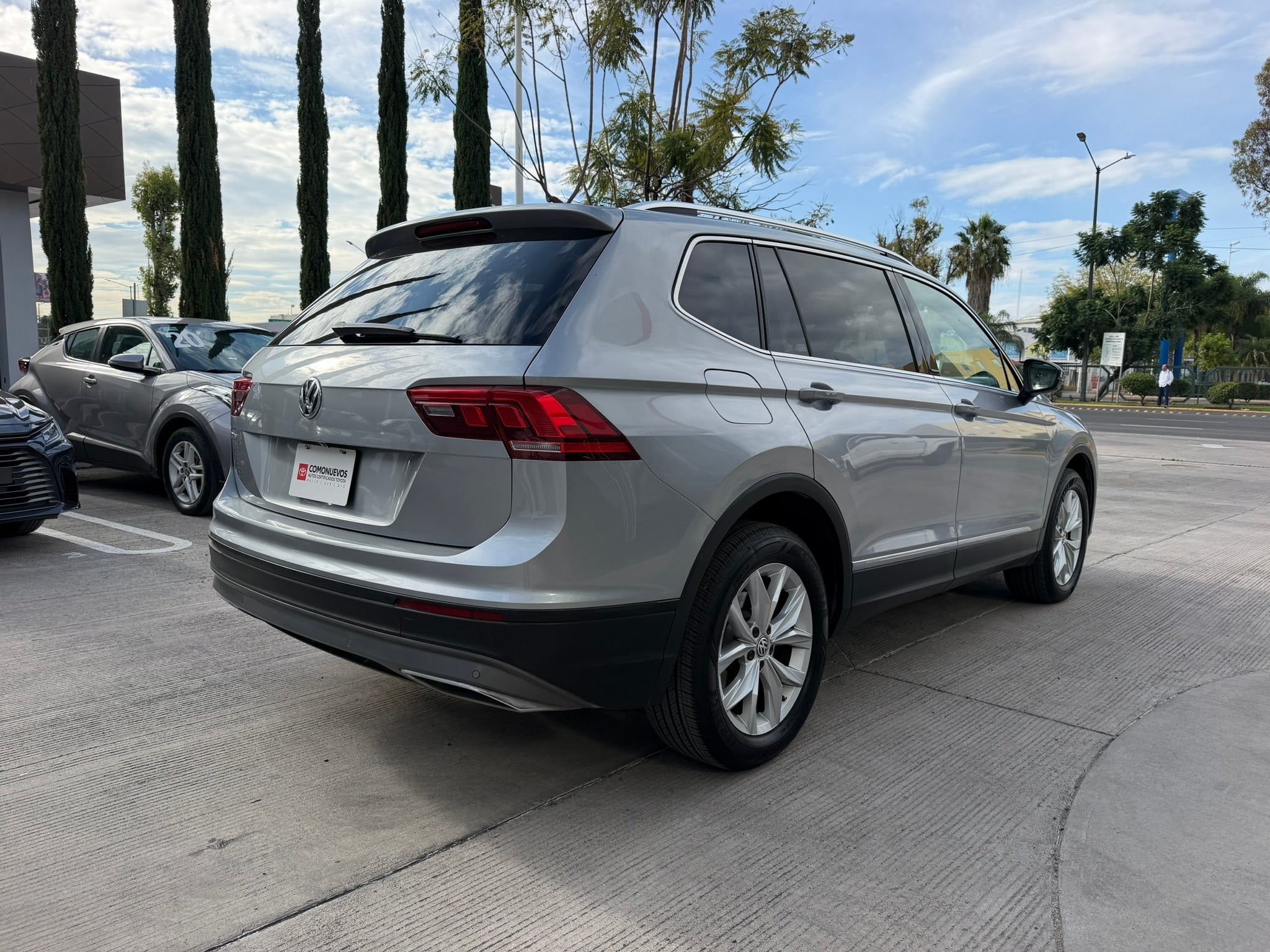 2020 Volkswagen Tiguan COMFORTLINE, L4, 1.4T, 150 CP, 5 PUERTAS, AUT