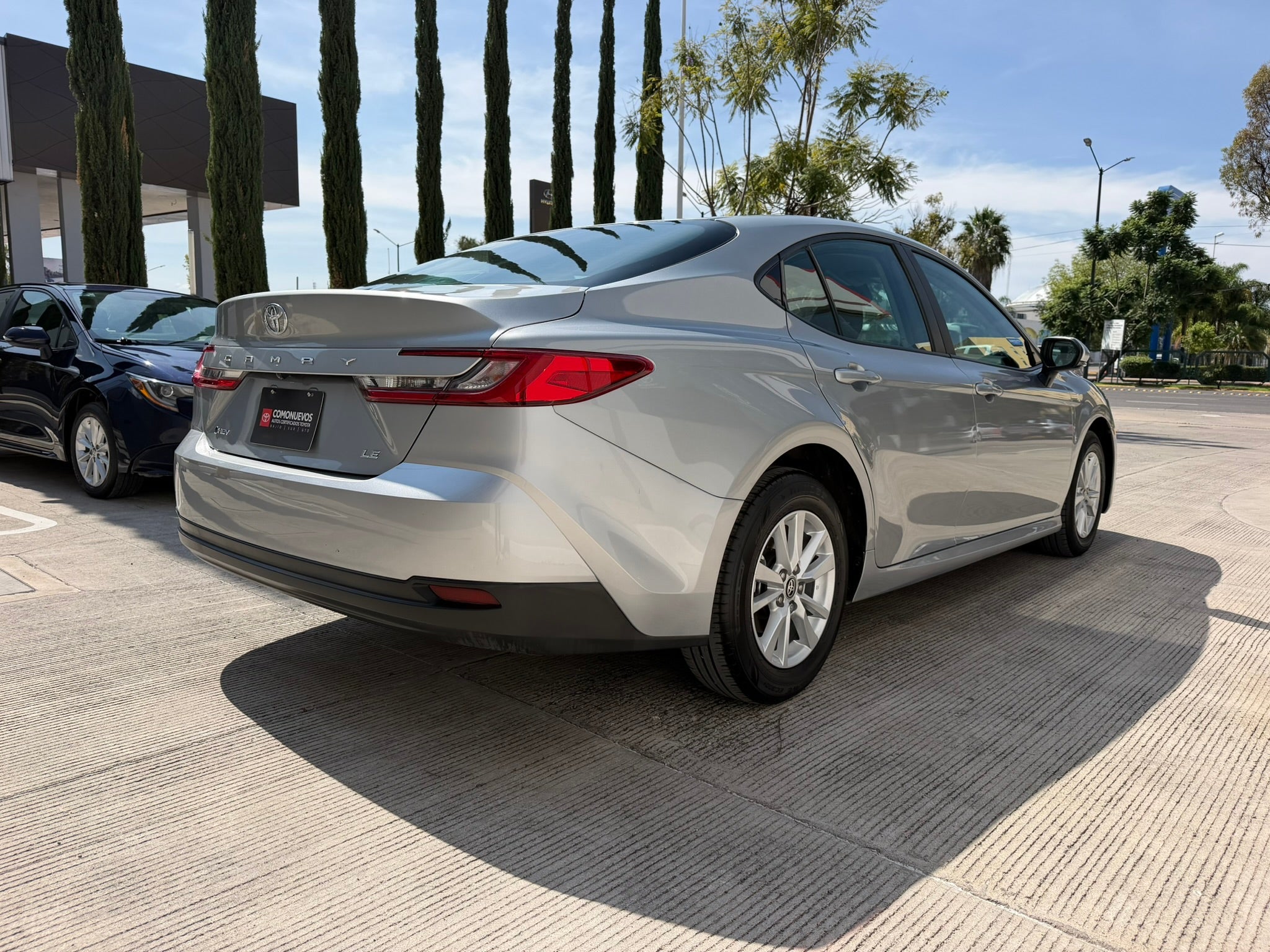 2025 Toyota Camry HEV LEV, L4, 2.5L, 184 CP, 4 PUERTAS, AUT