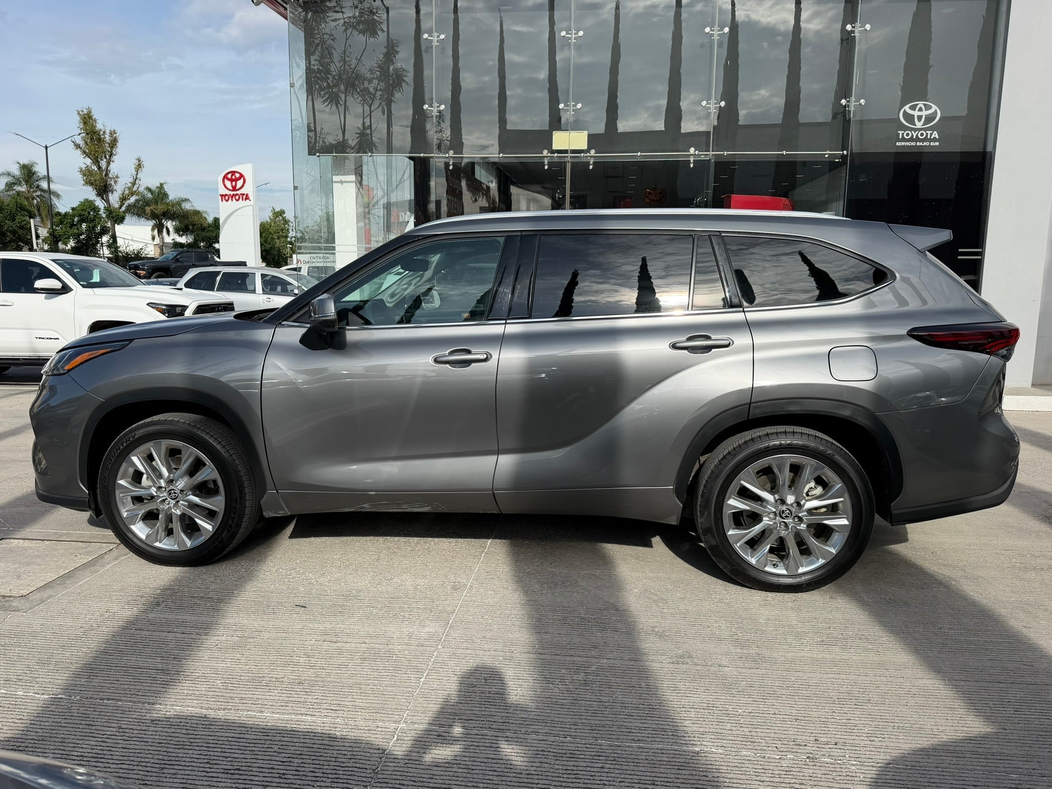 2026 Toyota Highlander LIMITED, L4, 2.5L, 243 CP, 5 PUERTAS, AUT HIBRIDO