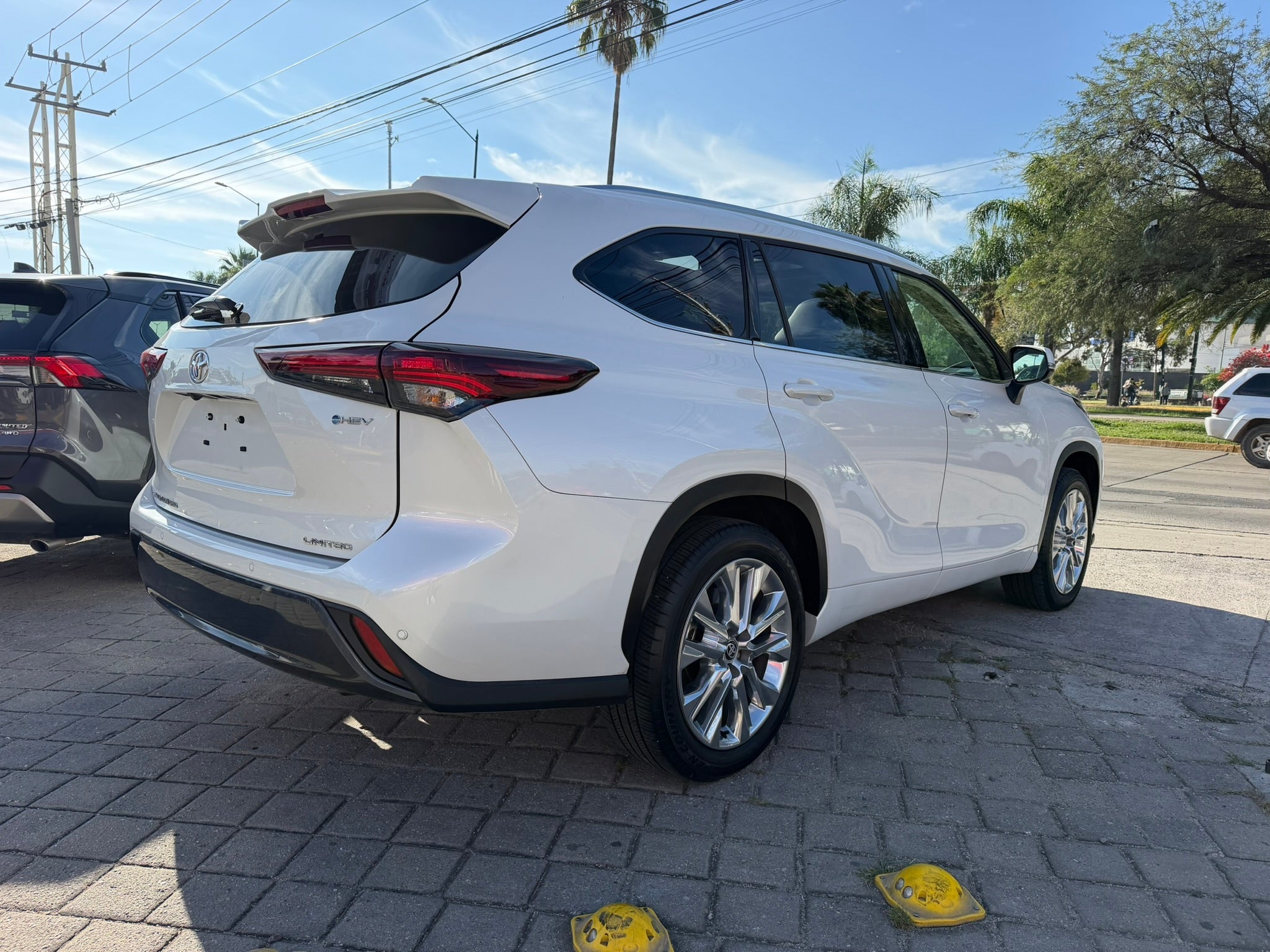 2026 Toyota Highlander LIMITED, L4, 2.5L, 243 CP, 5 PUERTAS, AUT HIBRIDO