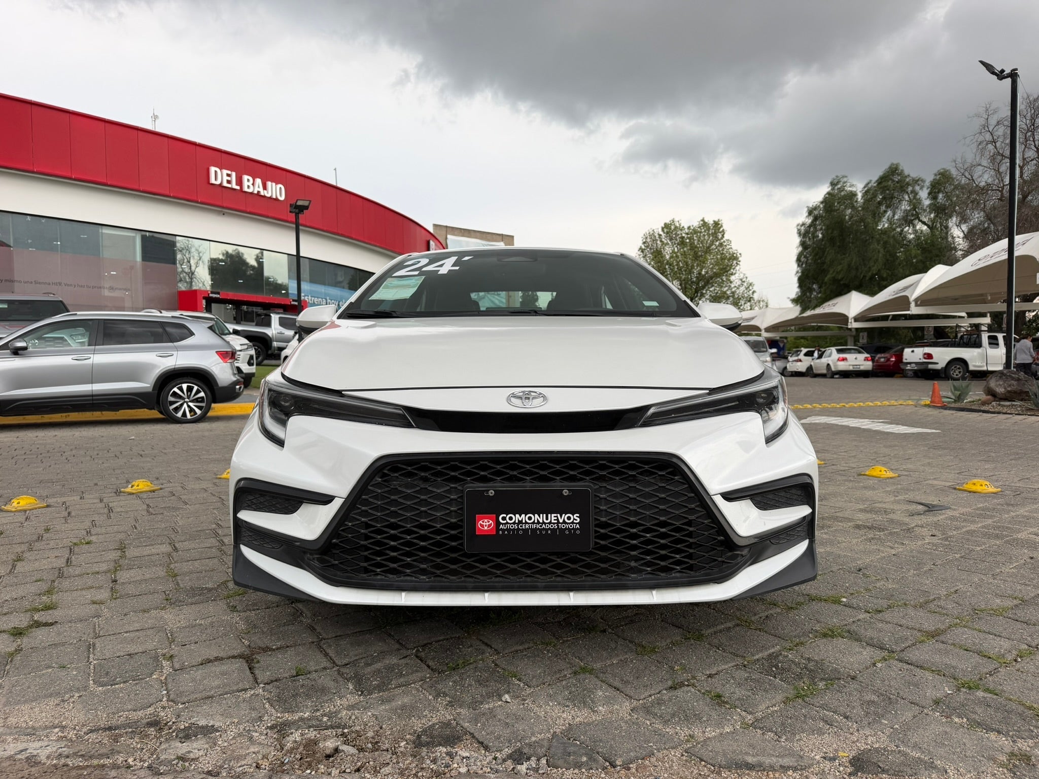 2024 Toyota Corolla SE, L4, 2.0L, 168 CP, 4 PUERTAS, AUT