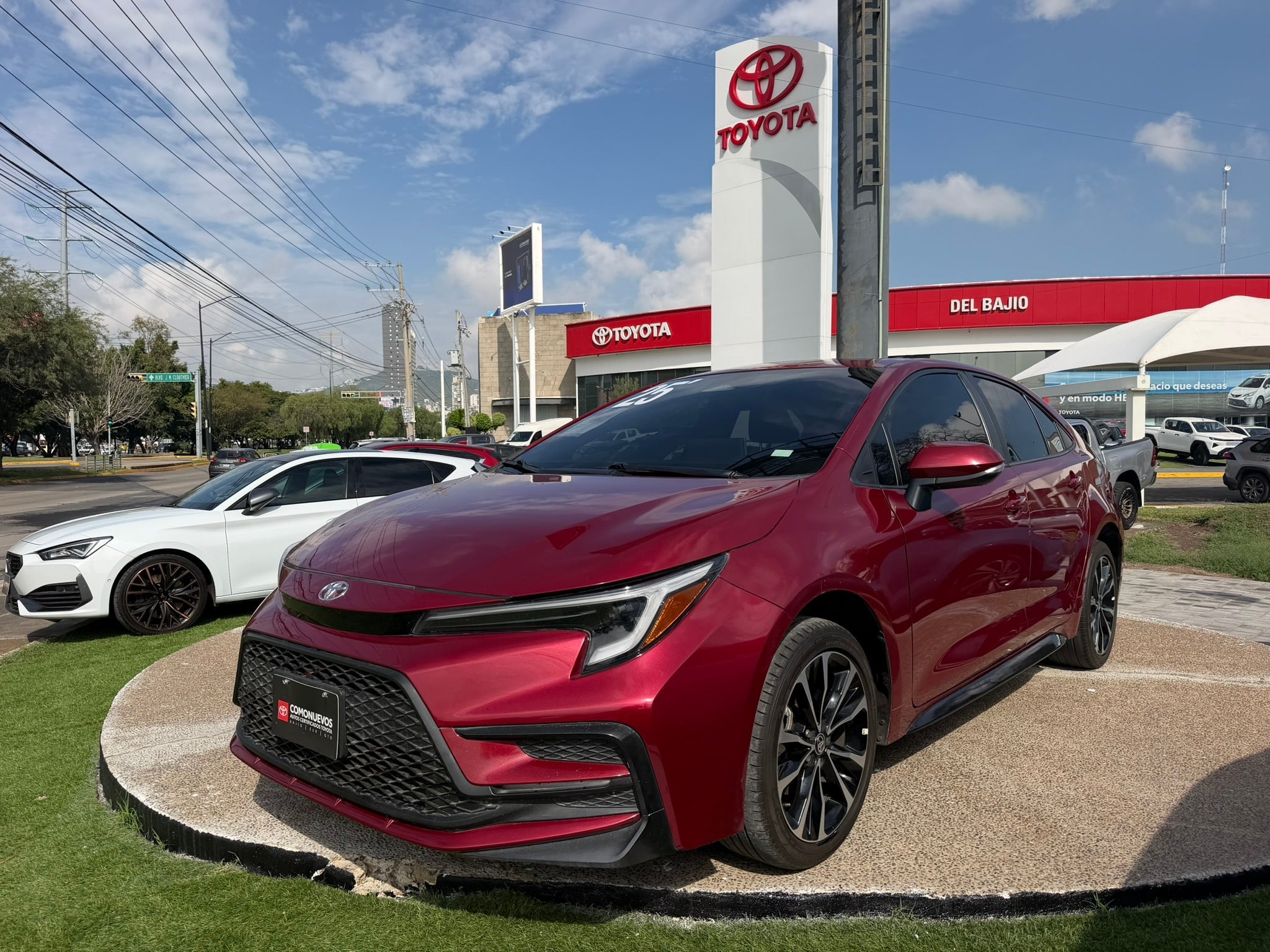 2025 Toyota Corolla SE, L4, 2.0L, 168 CP, 4 PUERTAS, AUT