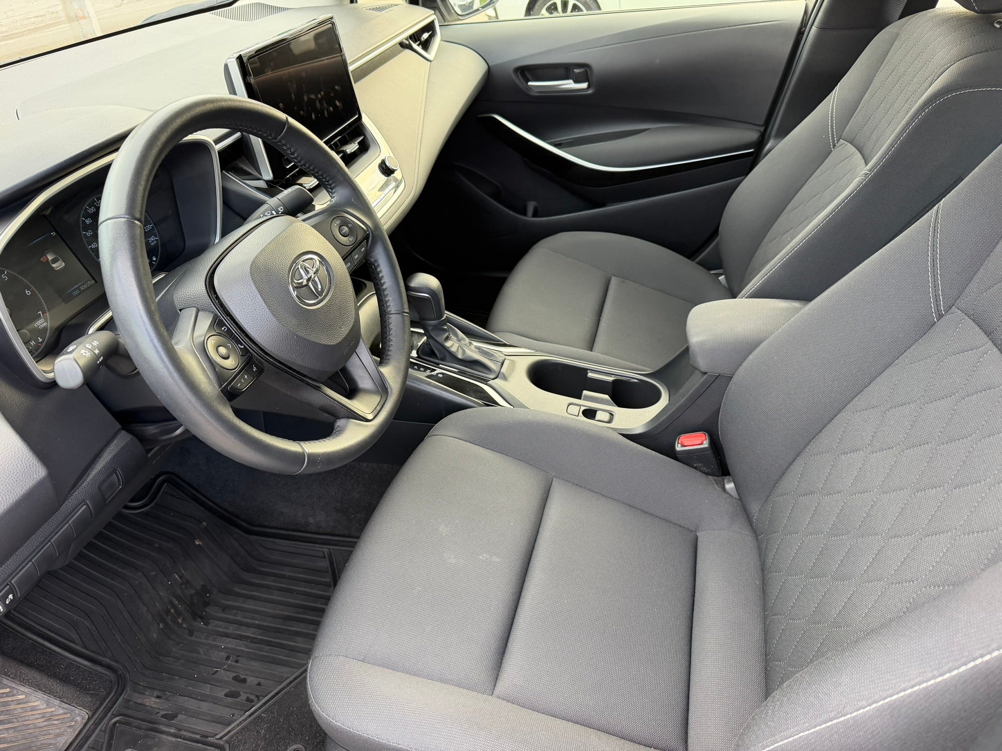 2025 Toyota Corolla LE HIBRIDO, L4, 1.8L, 138 CP, 4 PUERTAS, AUT