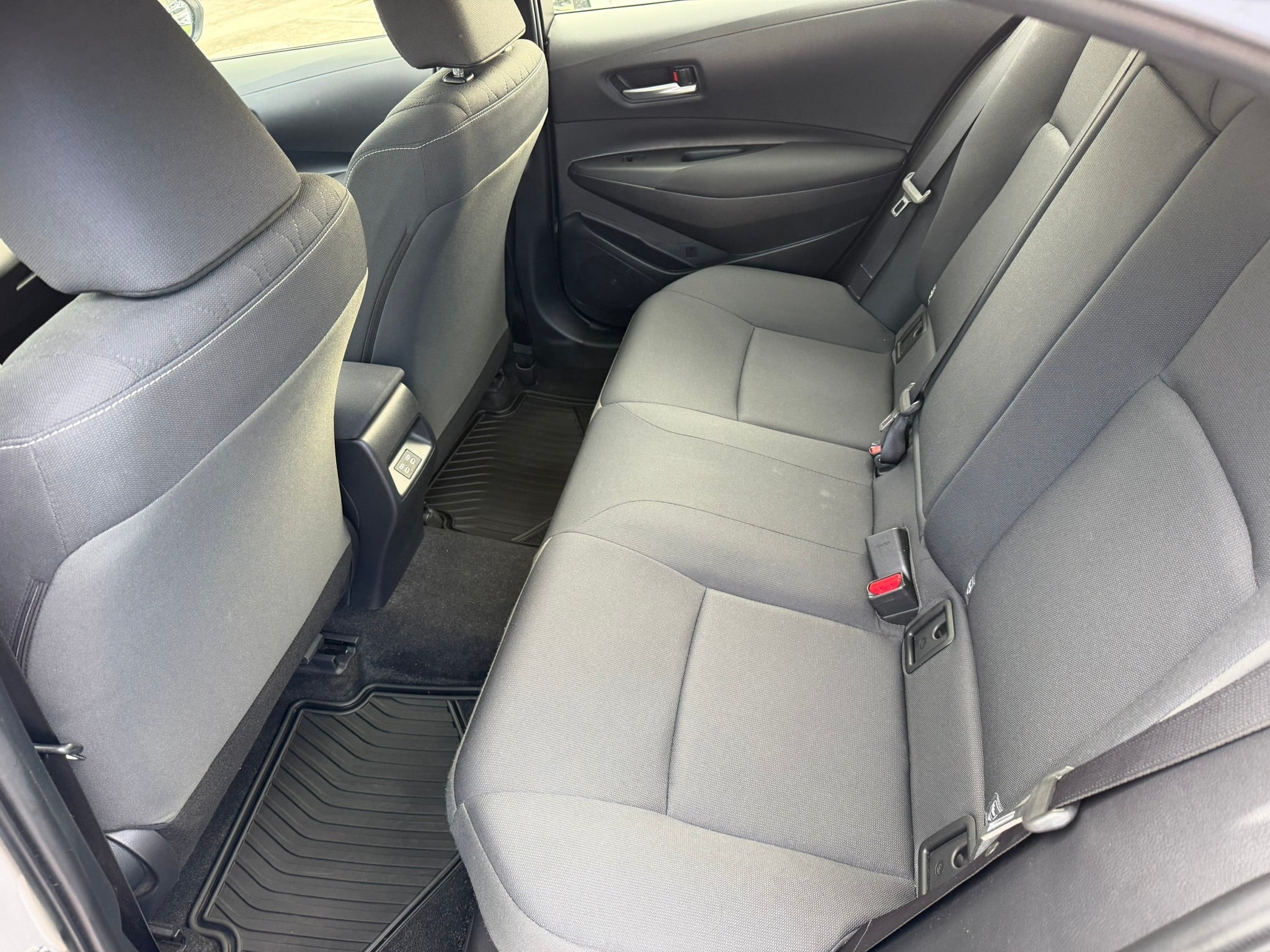 2025 Toyota Corolla LE HIBRIDO, L4, 1.8L, 138 CP, 4 PUERTAS, AUT