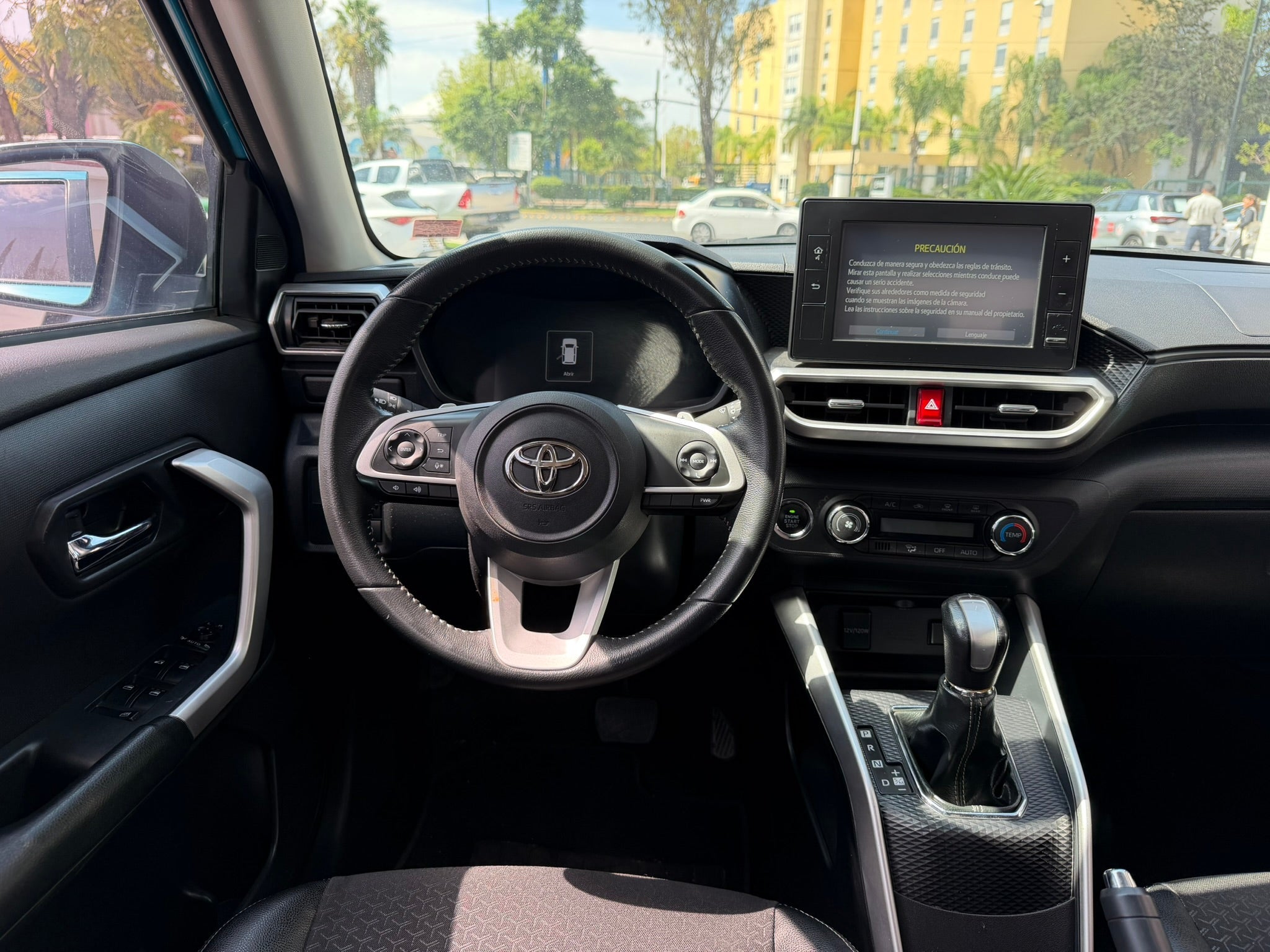 2024 Toyota Raize XLE, L3, 1.0L, 97 CP, 5 PUERTAS, AUT