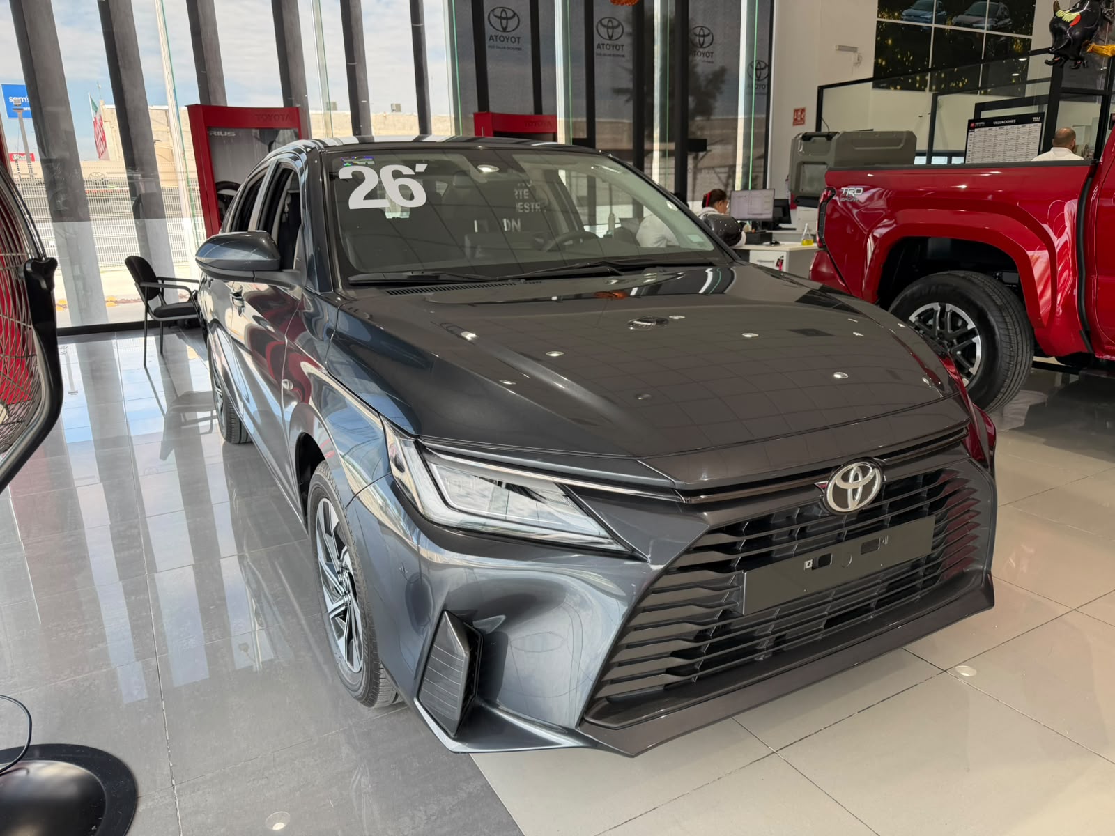 2026 Toyota Yaris Sedán S HEV, L4, 1.5L, 110 CP, 4 PUERTAS,AUT