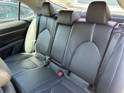 2022 Toyota Camry XLE, L4, 2.5L, 178 CP, 4 PUERTAS, AUT, NAVI, HIBRIDO