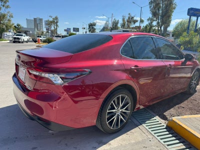 2022 Toyota Camry XLE, L4, 2.5L, 178 CP, 4 PUERTAS, AUT, NAVI, HIBRIDO